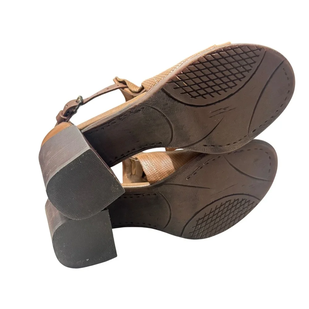 OTBT Metaphor Sandal Bootie Womens 7.5 Tan Block Heel Leather 7F848 - Picture 11 of 11